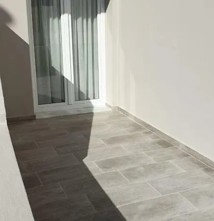 Chriselia 4 Apartment Nea Roda