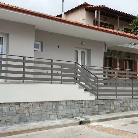 Chriselia 4 Apartment Nea Roda