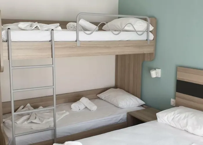 Appartement Chriselia 4 *