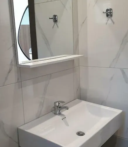 Appartement Chriselia 4 *