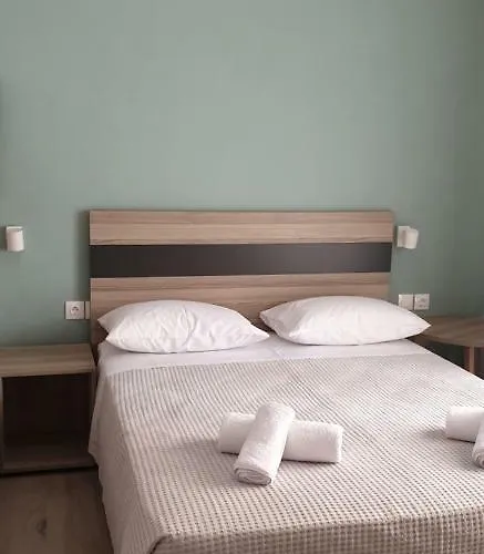 Chriselia 4 Nea Roda