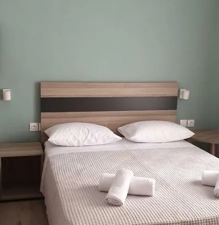 Chriselia 4 Nea Roda